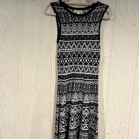 𝅺TAYLOR & SAGE NWT drop waist sleeveless dress size m - Picture 1 of 9